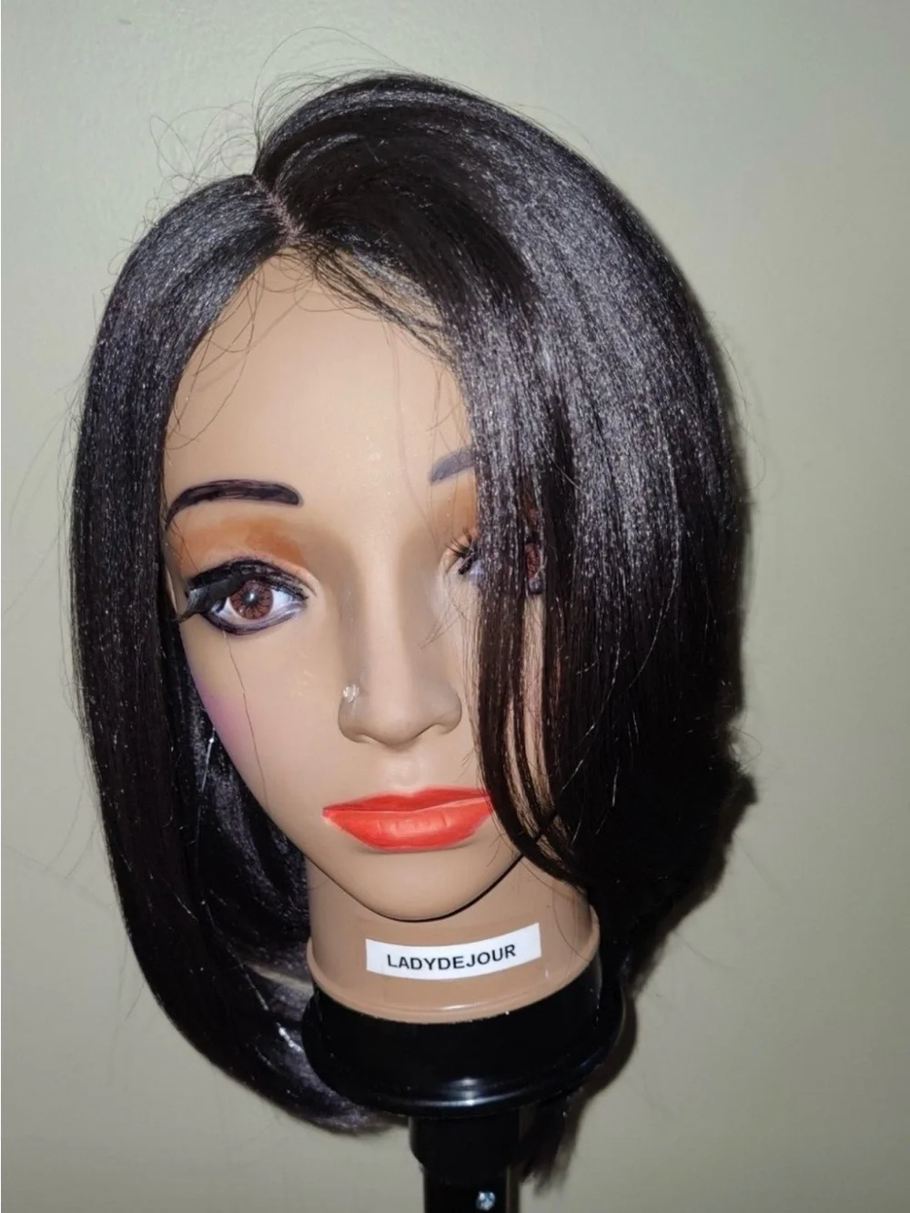 Women’s Synthetic Short Straight Black Wig